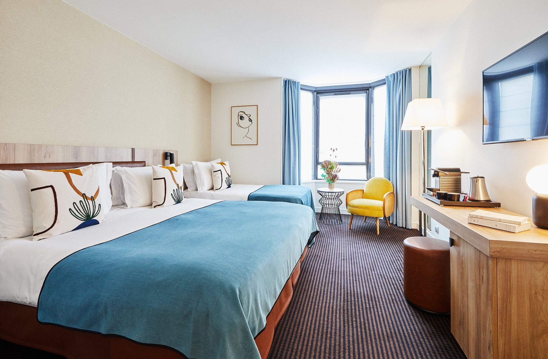 Plaza Tour Eiffel | Chambre Deluxe | Chambre triple